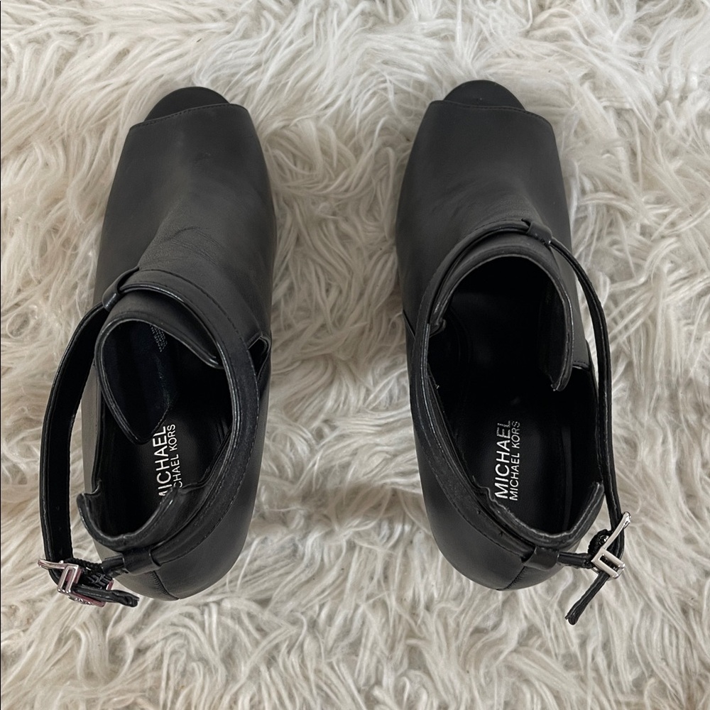 MICHAEL MICHAEL KORS Lawson Leather Open-Toe Ankle Boot Black Size 8.5 - Picture 7 of 16